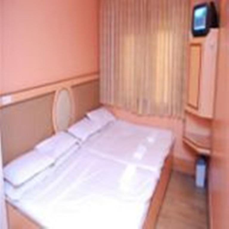 Hotel Hans International 뉴델리 객실 사진